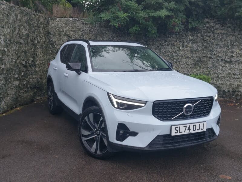 2024 Volvo XC40 2.0 B4 Ultra (Bright