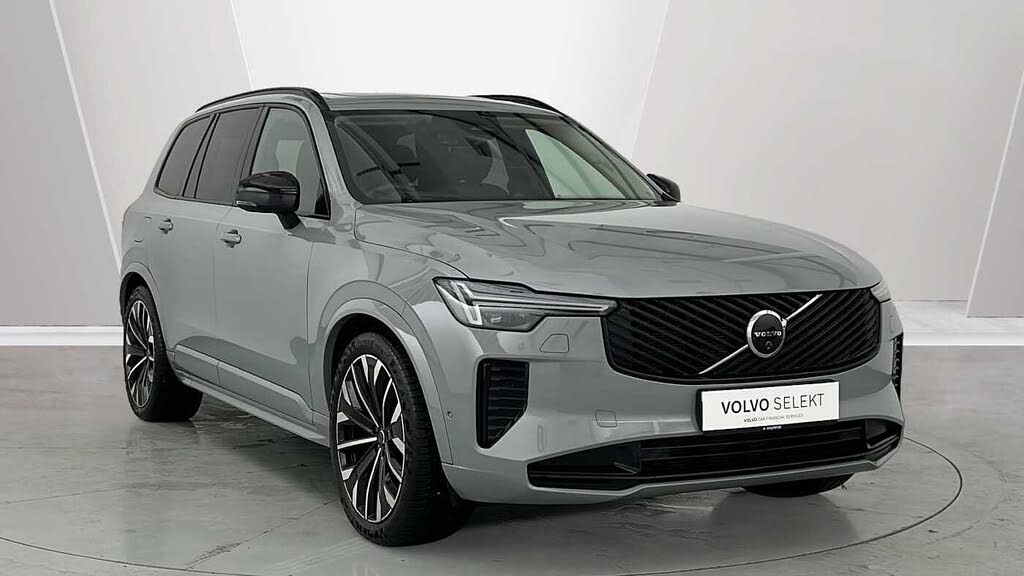 2025 Volvo XC90 2.0 B5 Ultra (Dark