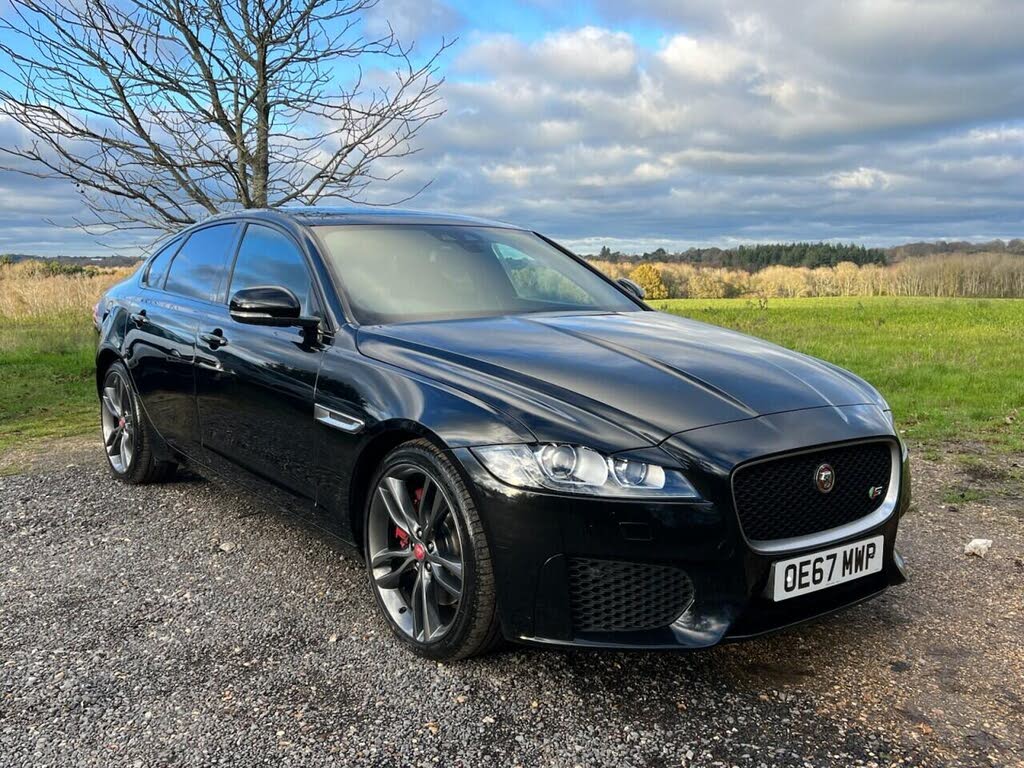 2017 Jaguar XF 3.0TD Saloon 4d