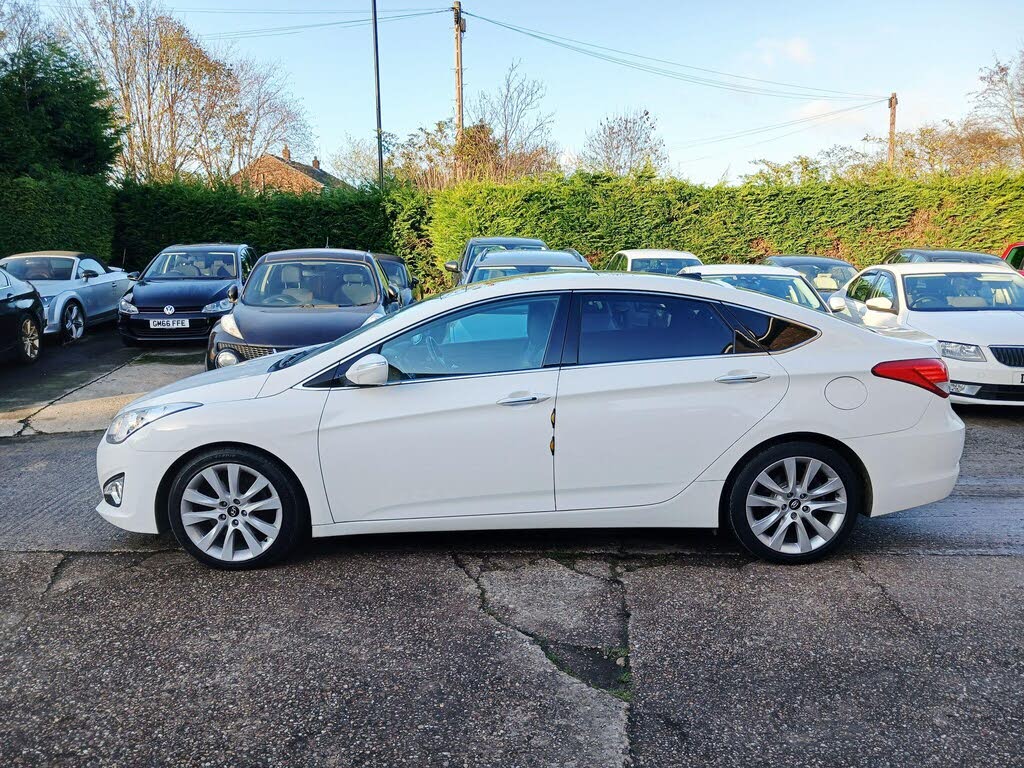 2012 Hyundai i40 1.7TD Premium (136ps) Saloon 4d Auto