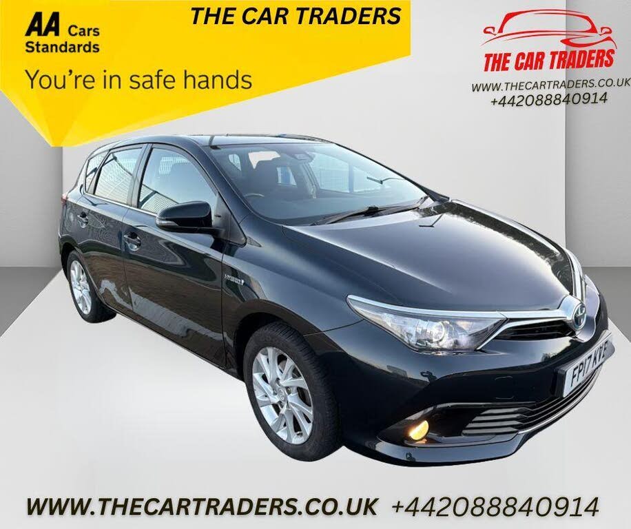 2017 Toyota Auris 1.8 VVT-i HSD Business Edition (TSS) Hatchback