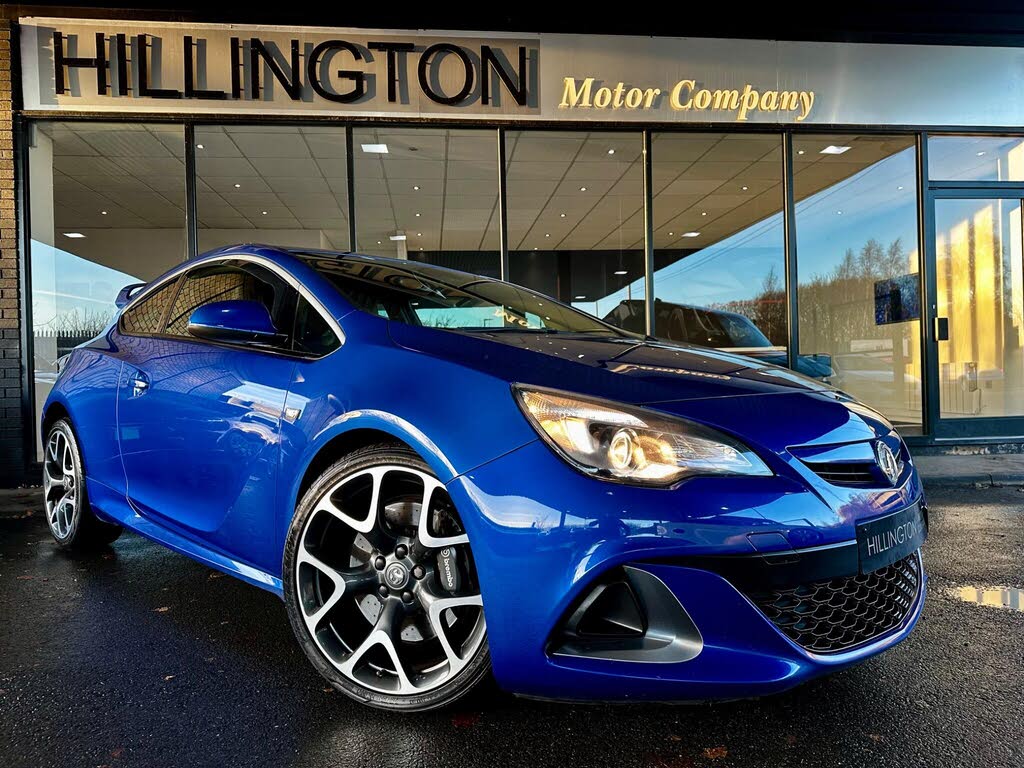 2017 Vauxhall GTC 2.0i Turbo VXR