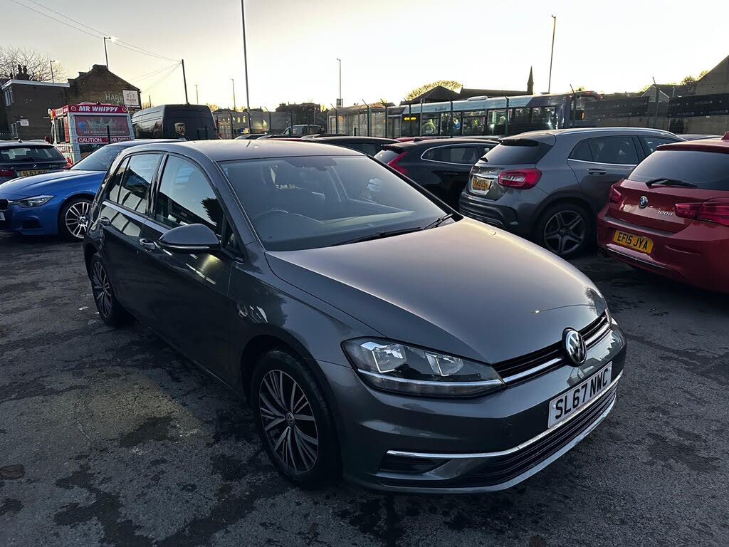 2017 Volkswagen Golf 1.4 TSI SE Nav (s/s) Hatchback 5d