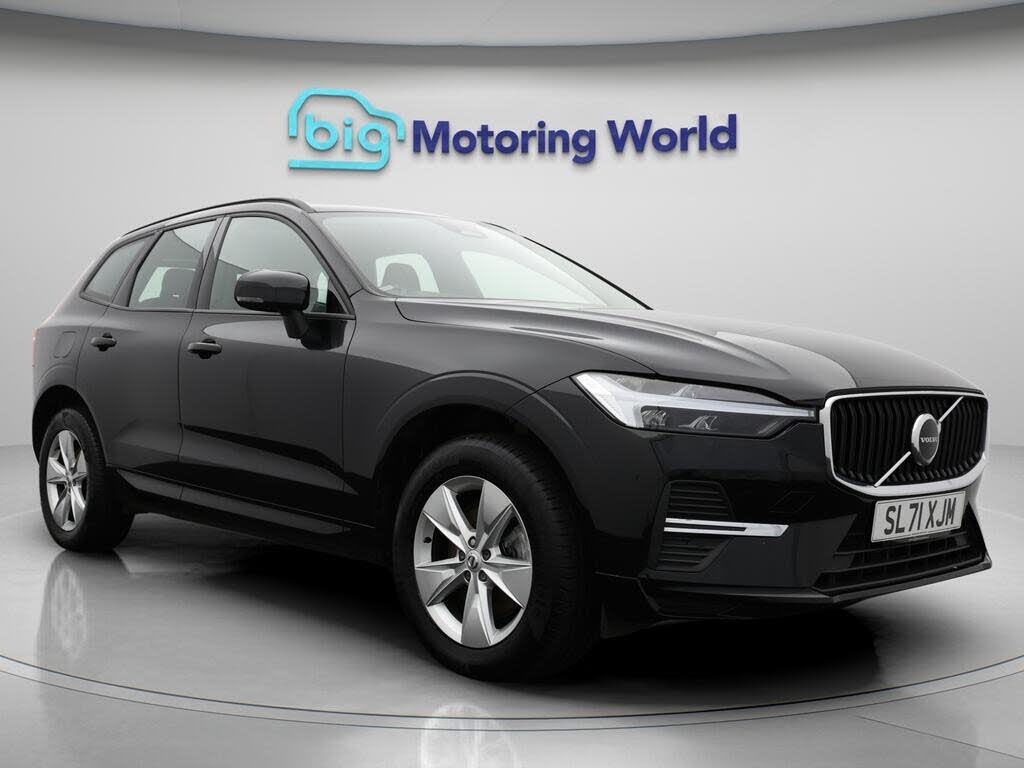 2021 Volvo XC60 2.0 B5 Momentum AWD