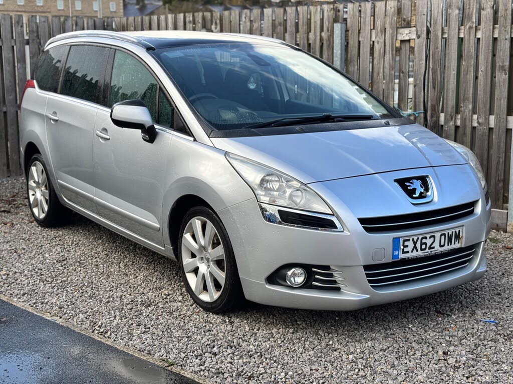 2012 Peugeot 5008 2.0TD Allure (150bhp)