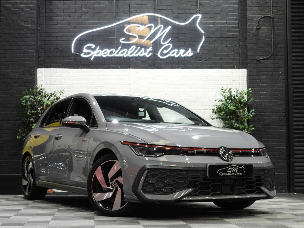 2025 Volkswagen Golf 2.0 TSI GTI