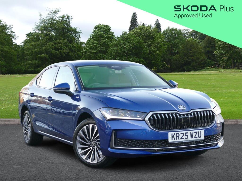 2025 Skoda Superb 2.0 TSI Laurin & Klement (265ps) 4X4 Hatchback
