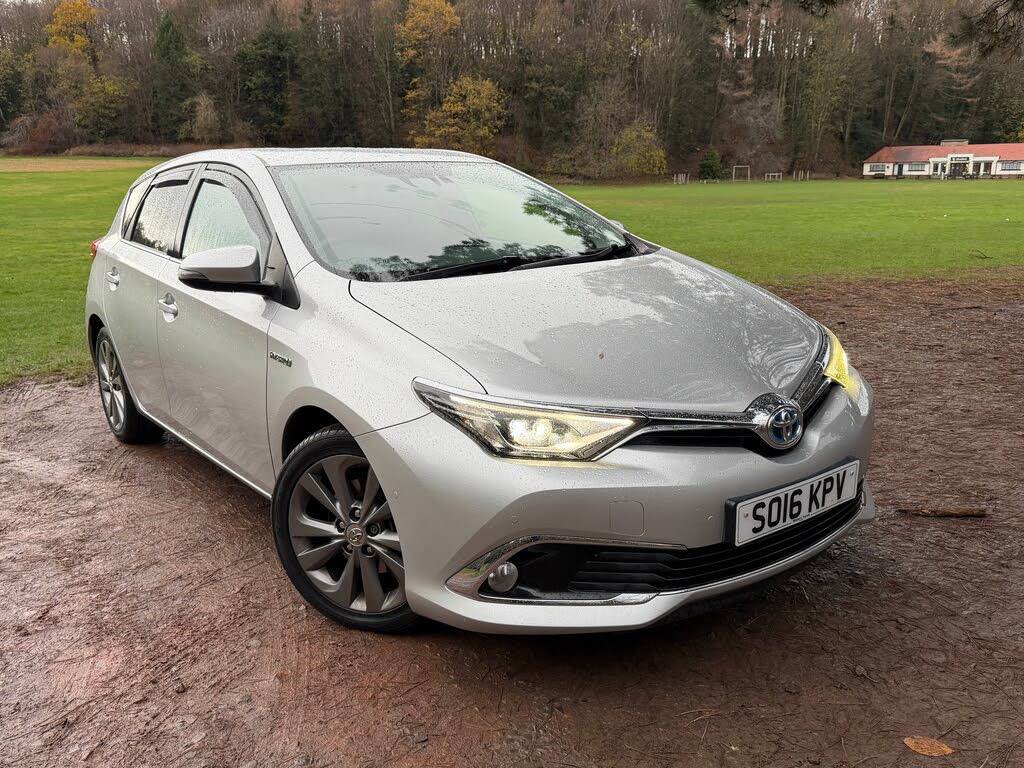 2016 Toyota Auris 1.8 VVT-i HSD Excel (TSS) Hatchback
