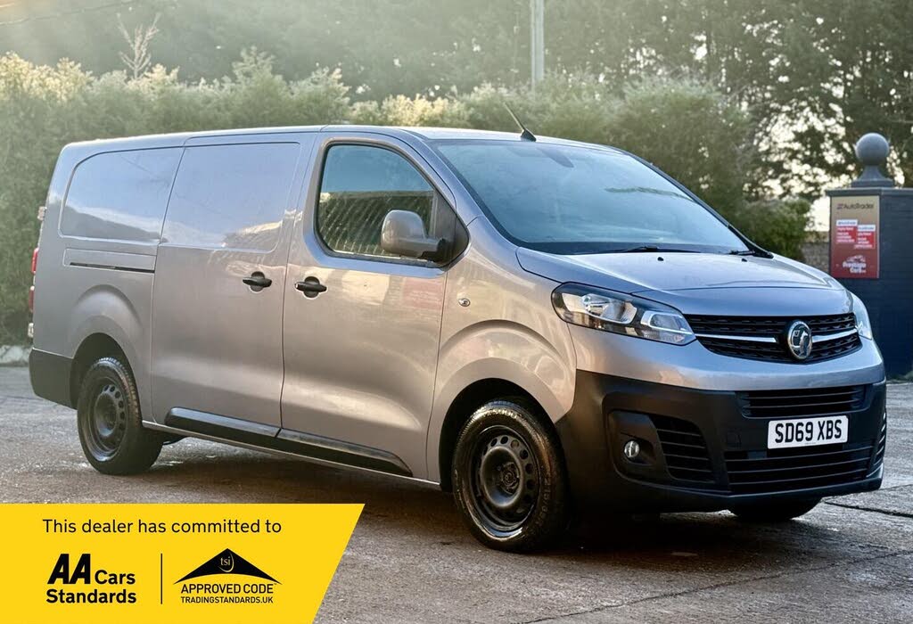 2019 Vauxhall Vivaro 1.5TD 2900 L2H1 Dynamic