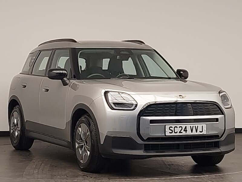 2024 MINI Mini Countryman E Cooper E Classic