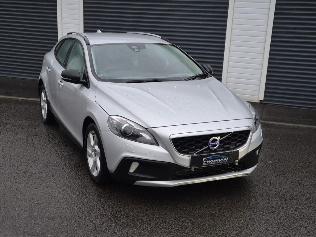 2016 Volvo V40 2.0TD D2 Cross Country Lux