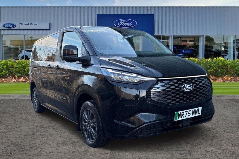 2025 Ford Tourneo Custom E 340 L1 Titanium