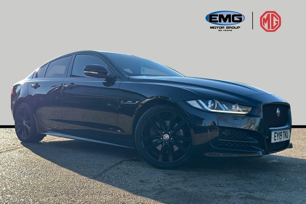 2019 Jaguar XE 2.0i R-Sport (250ps)