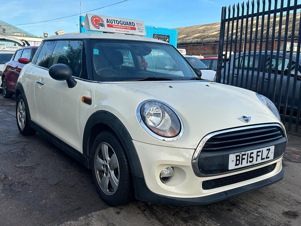 2015 MINI Mini 1.5TD One D (98bhp) (Media XL)(s/s) 3d