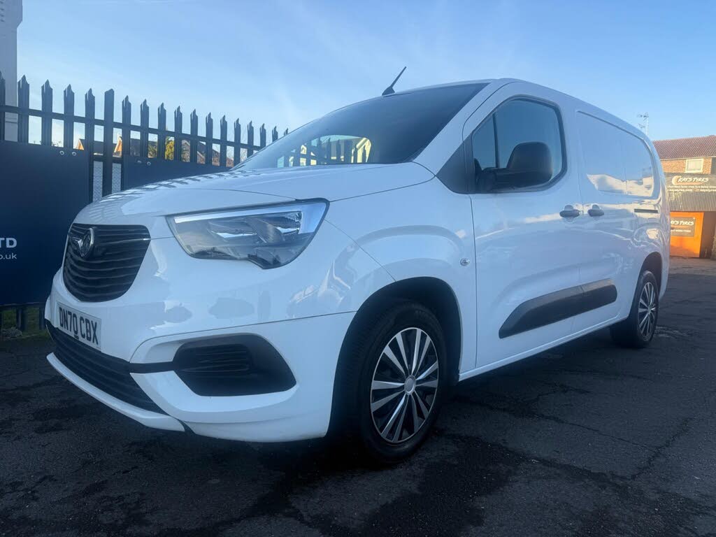2020 Vauxhall Combo 1.5CDTi Sportive 2300 (100PS)(EU6d-T) L2H1 Panel