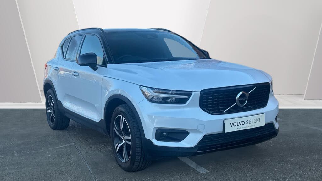 2021 Volvo XC40 1.5 T3 R-Design (161bhp)