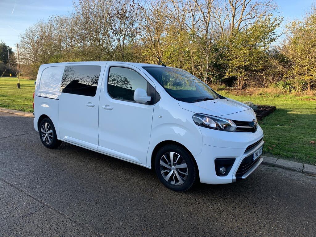 2018 Toyota PROACE 1.6D Comfort Medium (115hp)(EU6)