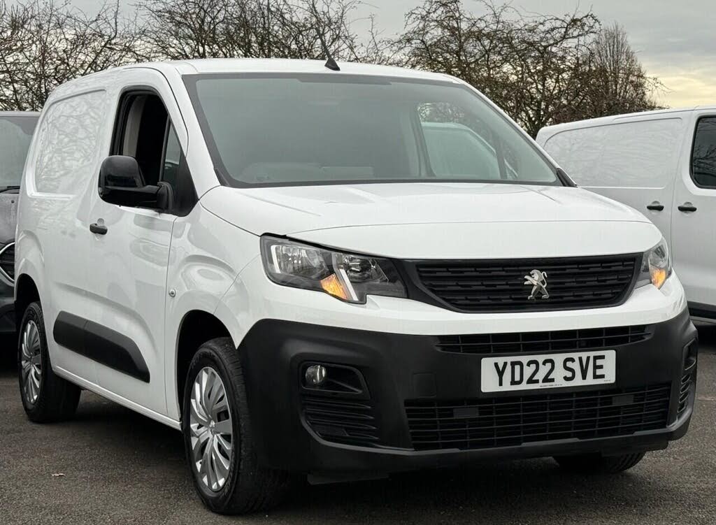 2022 Peugeot Partner 1.5 BlueHDi 1000 Professional Premium (100PS)(Eu6d)