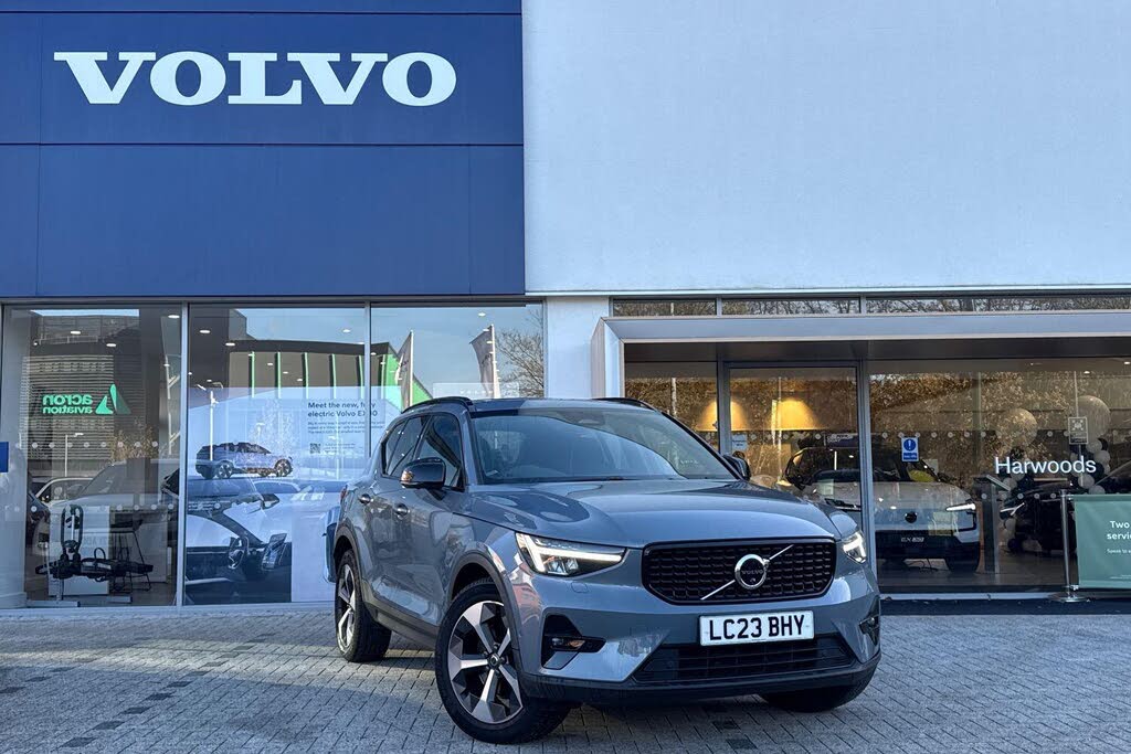 2023 Volvo XC40 2.0 B4 Ultimate