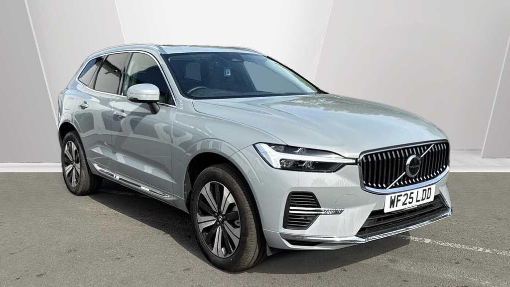 2025 Volvo XC60 2.0 T6 Core