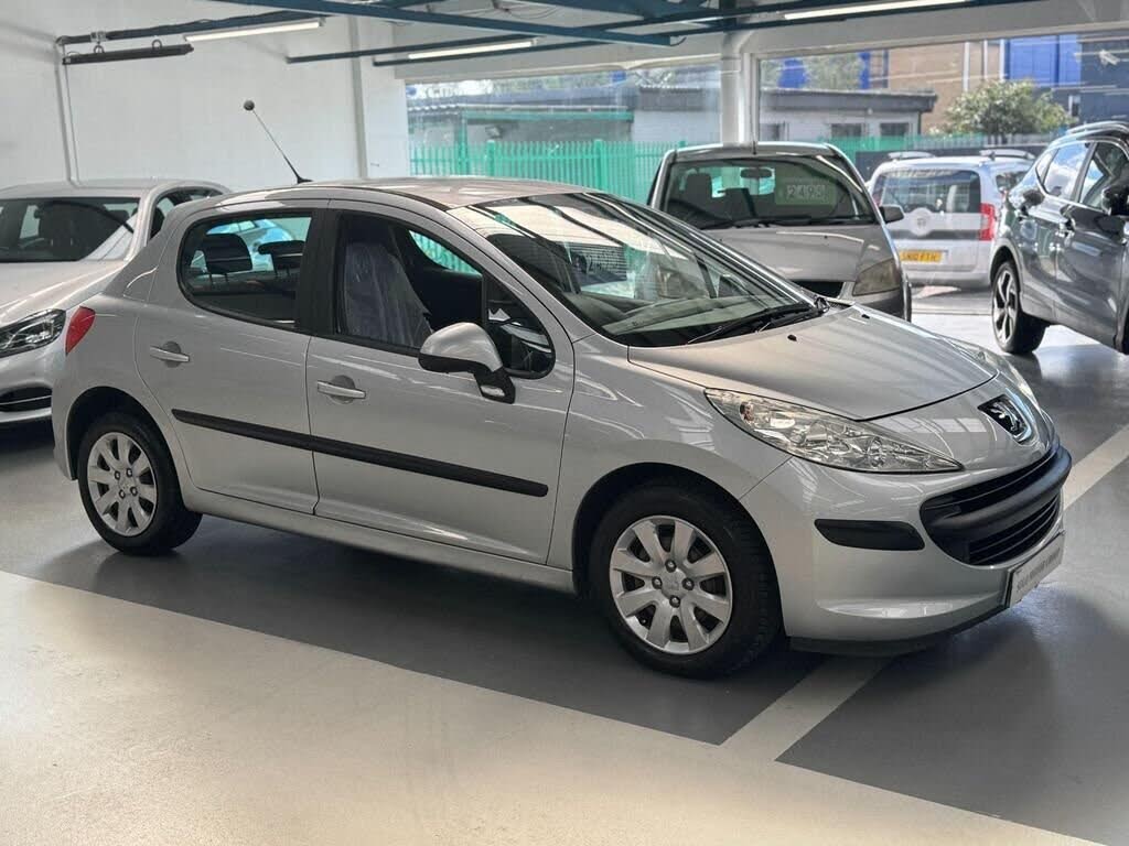 2006 Peugeot 207 1.4 S 16v 90 5d