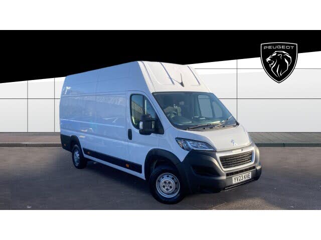 2023 Peugeot Boxer 2.2 BlueHDi Professional Premium+ 435 L4H3