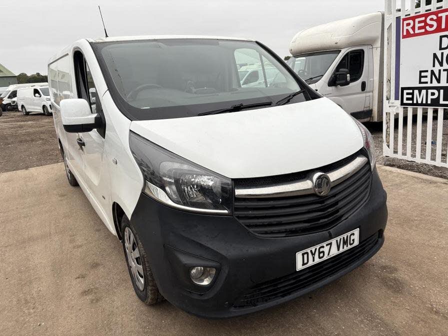2017 Vauxhall Vivaro 1.6CDTi Sportive 2900 L2H1 (120PS)(EU6) Panel