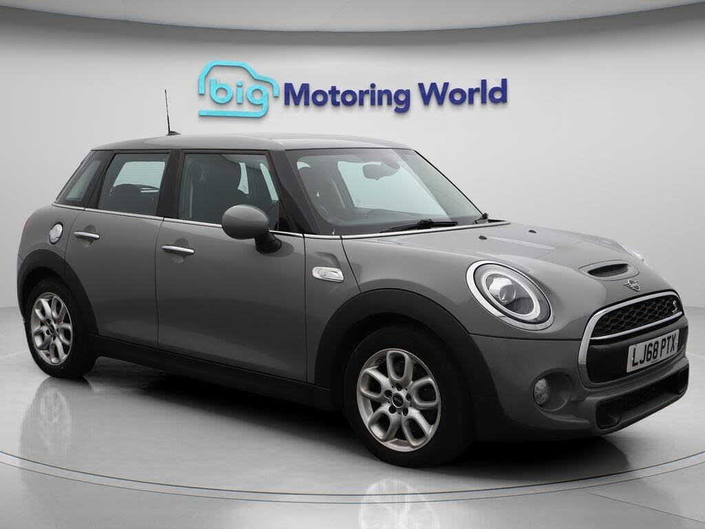 2018 MINI Mini 2.0 Cooper S Classic (s/s) Hatchback 5d