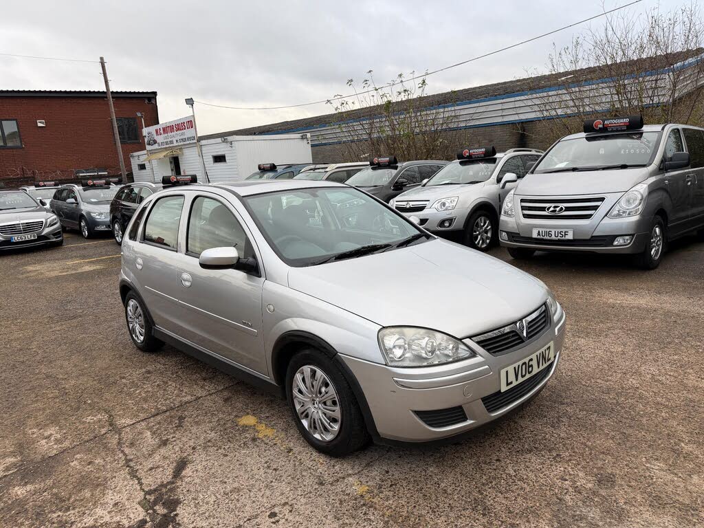 2006 Vauxhall Corsa 1.4 Design 5d 1389cc auto