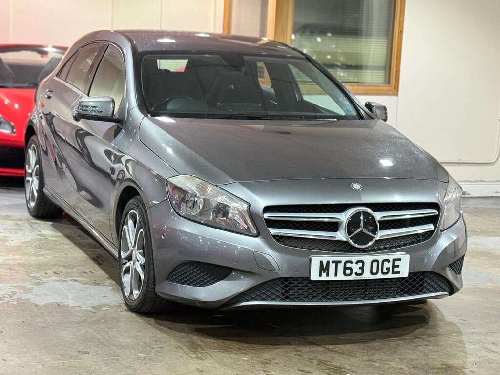 2015 Mercedes-Benz A-Class 1.5d A180d AMG Line (Premium Plus)(s/s) 7G-DCT