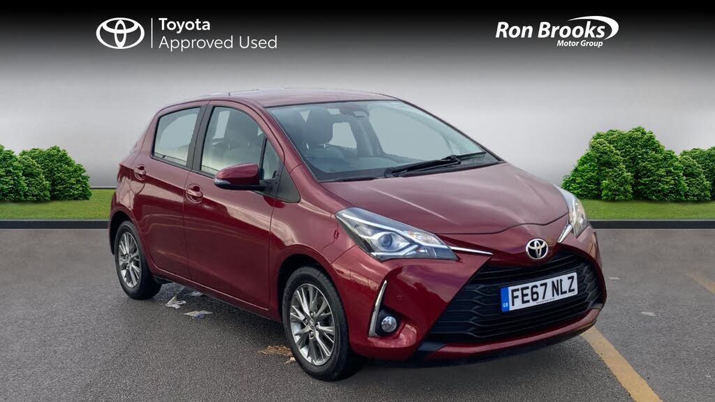 2017 Toyota Yaris 1.5 VVT-i Icon Tech (111bhp) 1497cc