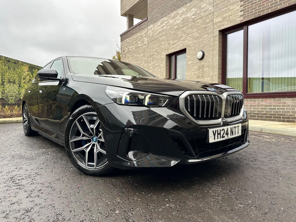 2024 BMW 5 Series 2.0 530e M Sport (295bhp) Saloon 4d