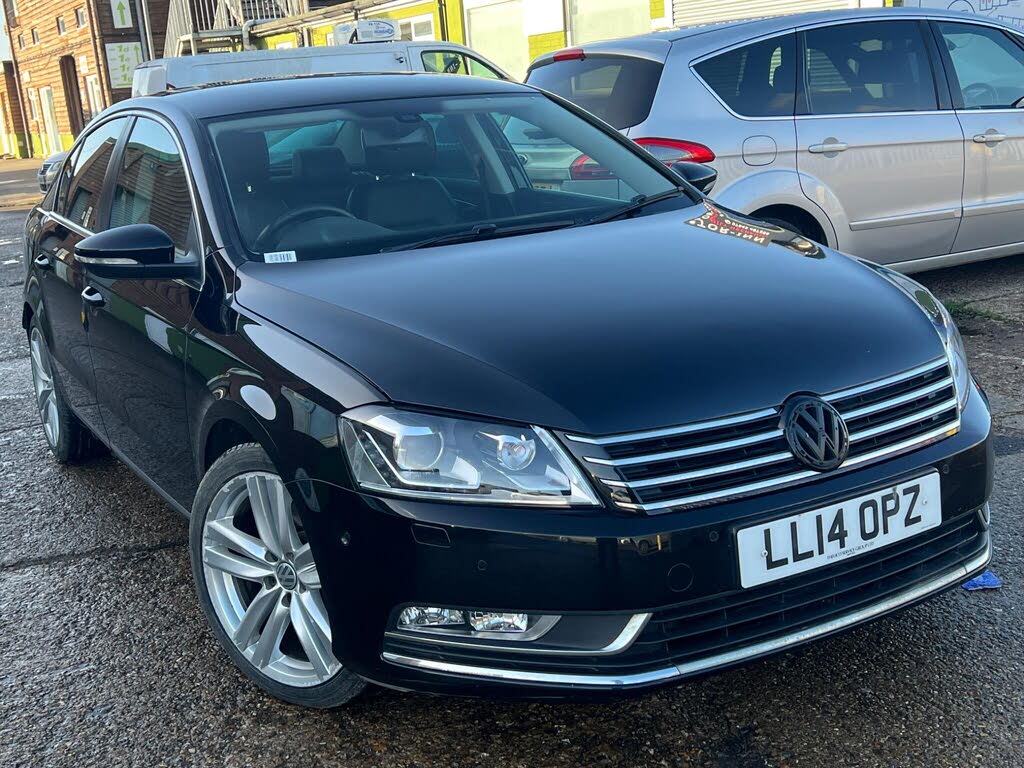 2014 Volkswagen Passat 2.0TDI Executive Style (140ps) (s/s) Saloon 4d DSG