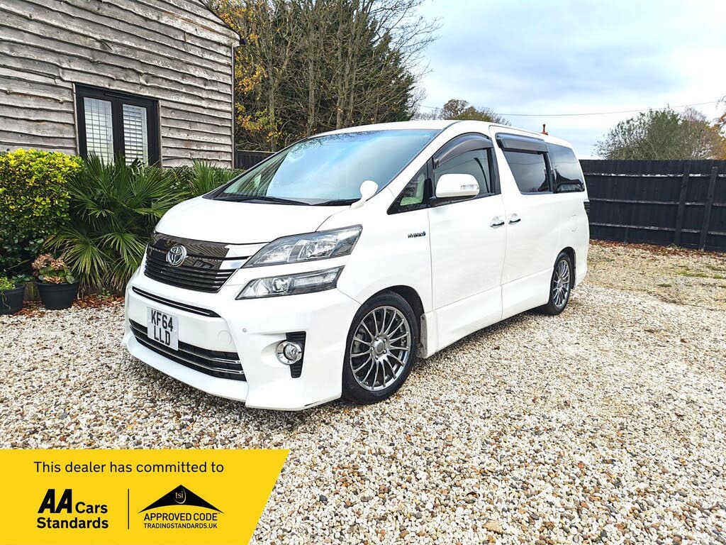 2015 Toyota Vellfire 2.5 Hybrid E-Four