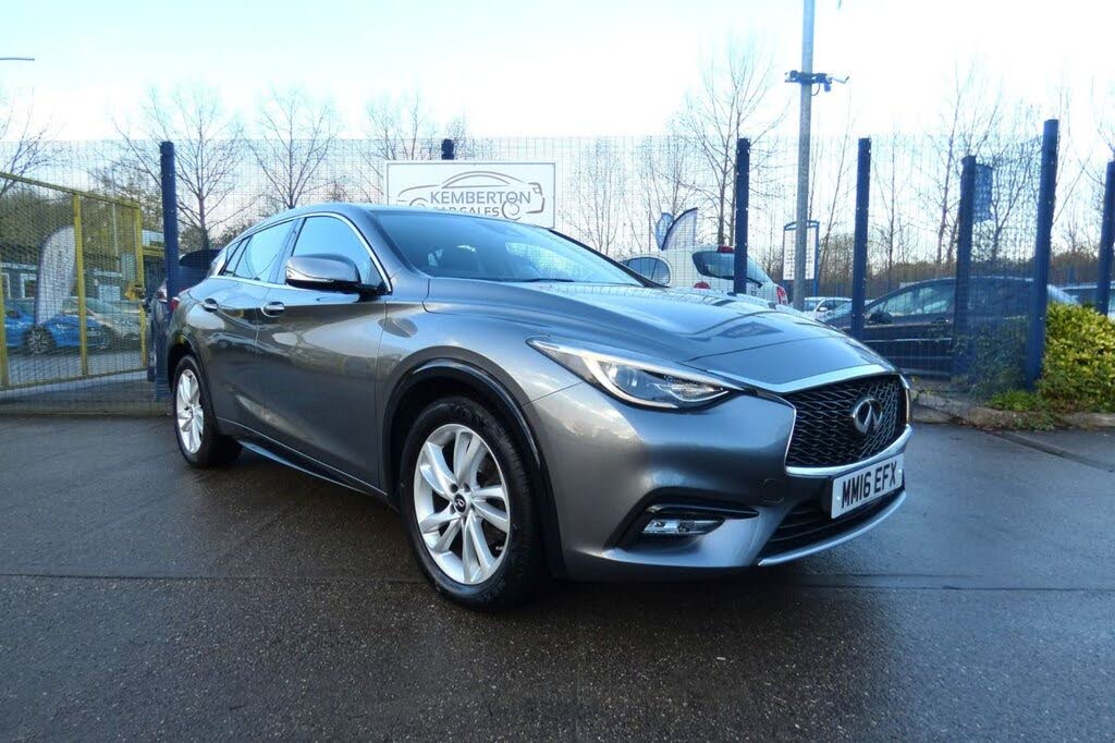 2016 Infiniti Q30 1.5d Premium