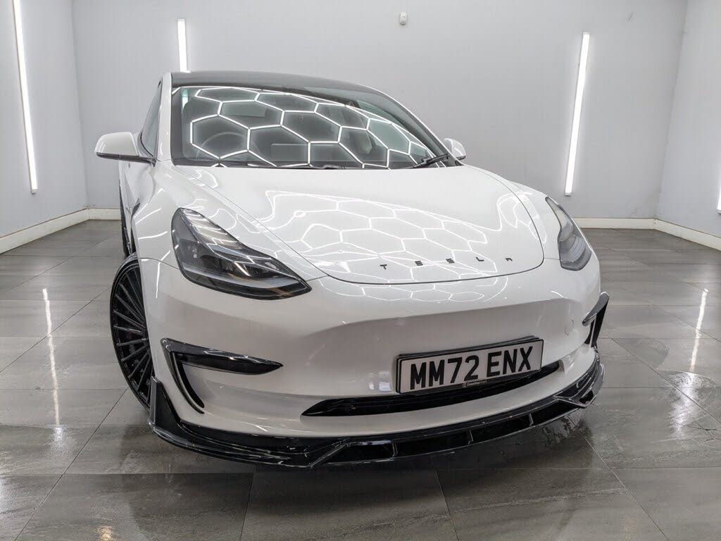 2022 Tesla Model 3 E Performance