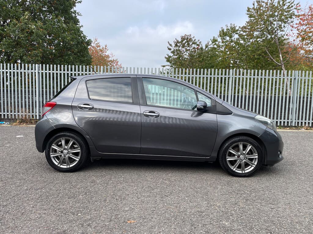 2013 Toyota Yaris 1.33 SR VVT-i 5d