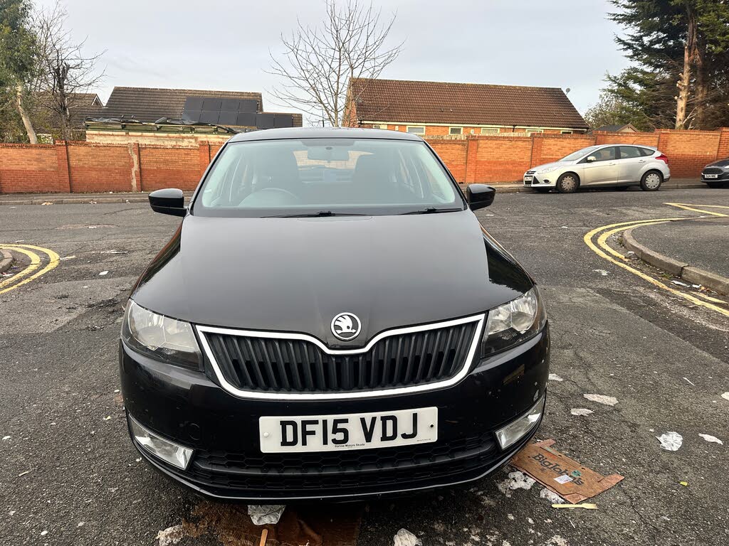 2015 Skoda Rapid 1.6TDI Elegance (105ps)