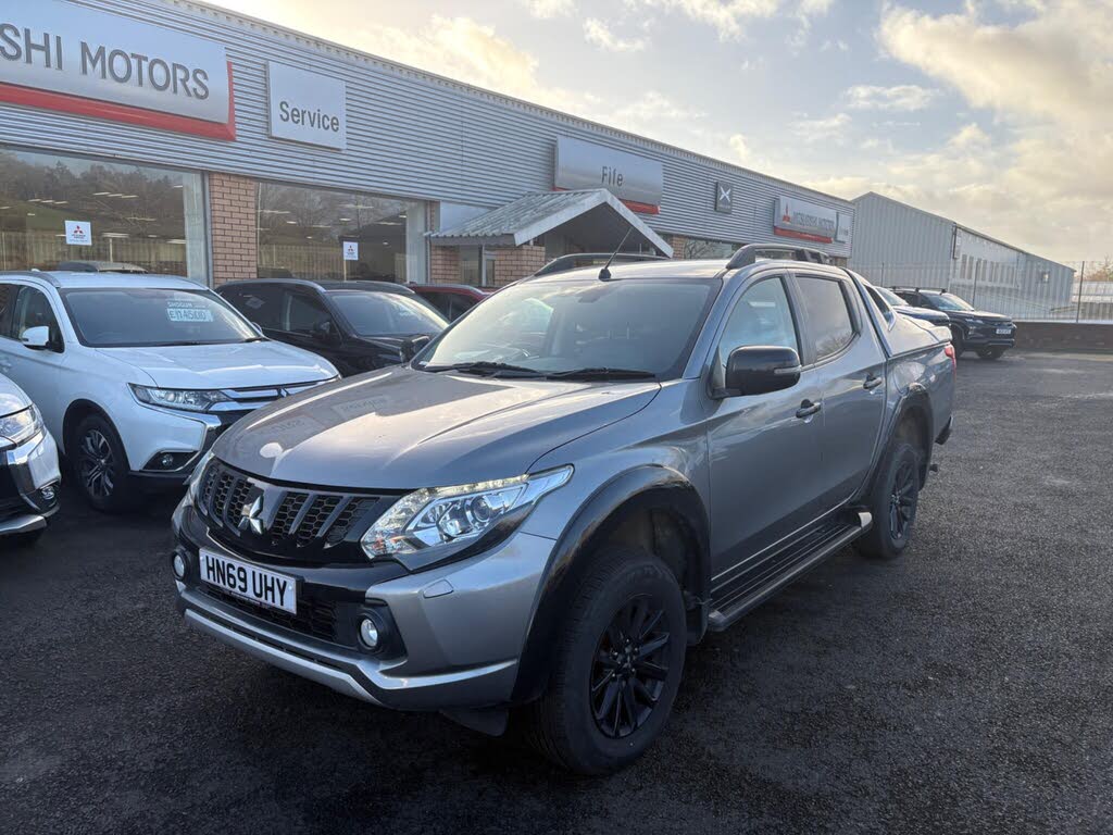 2019 Mitsubishi L200 2.4DI-D Barbarian Black (Hardtop)