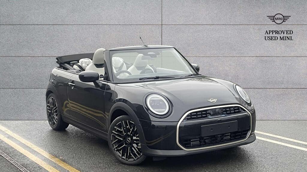 2025 MINI Mini 2.0 Cooper C Exclusive (Level 1)