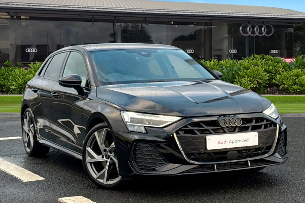 2025 Audi A3 1.5 35 TFSI Black Edition Sportback 5d