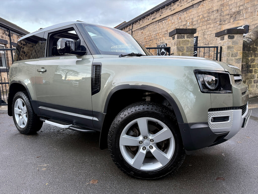2021 Land Rover 90 Defender 3.0 D250 First Edition