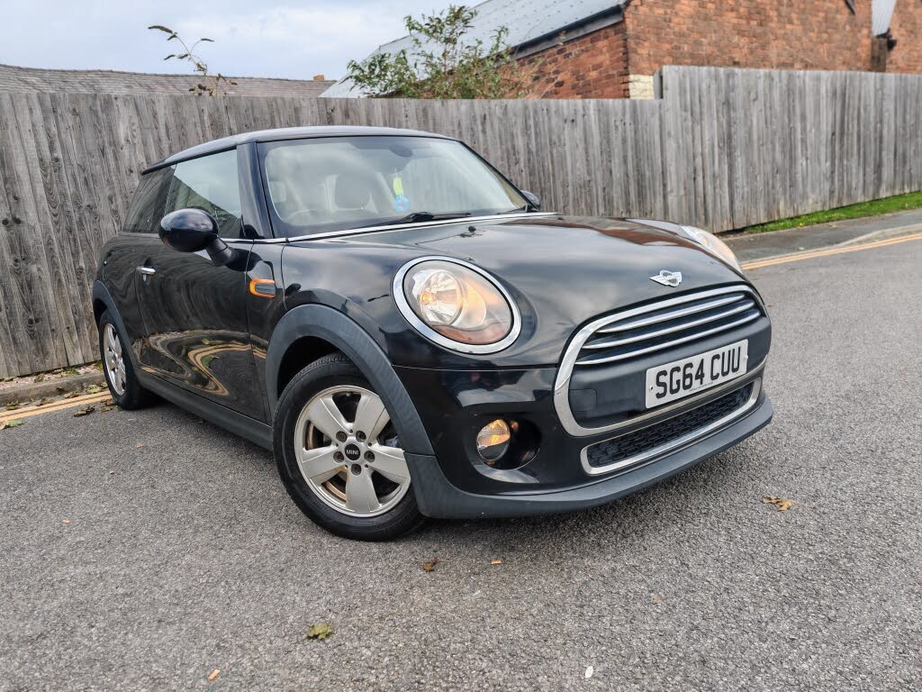 2014 MINI Mini 1.2 One (Media XL)(s/s) 3d