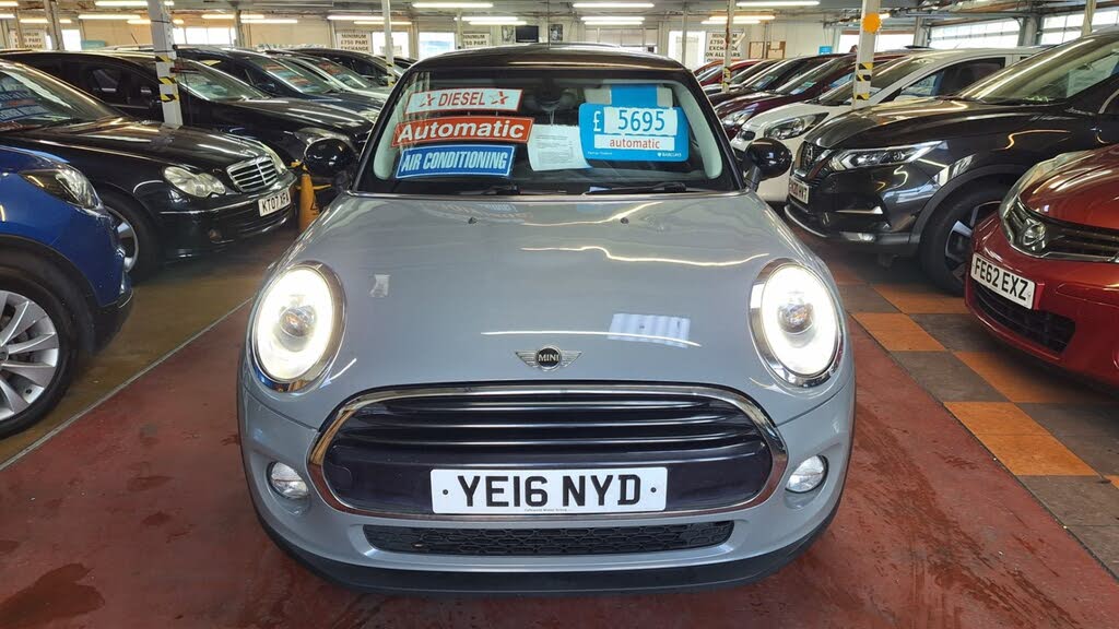 2016 MINI Mini 1.5TD Cooper D (s/s) Hatchback 3d Auto