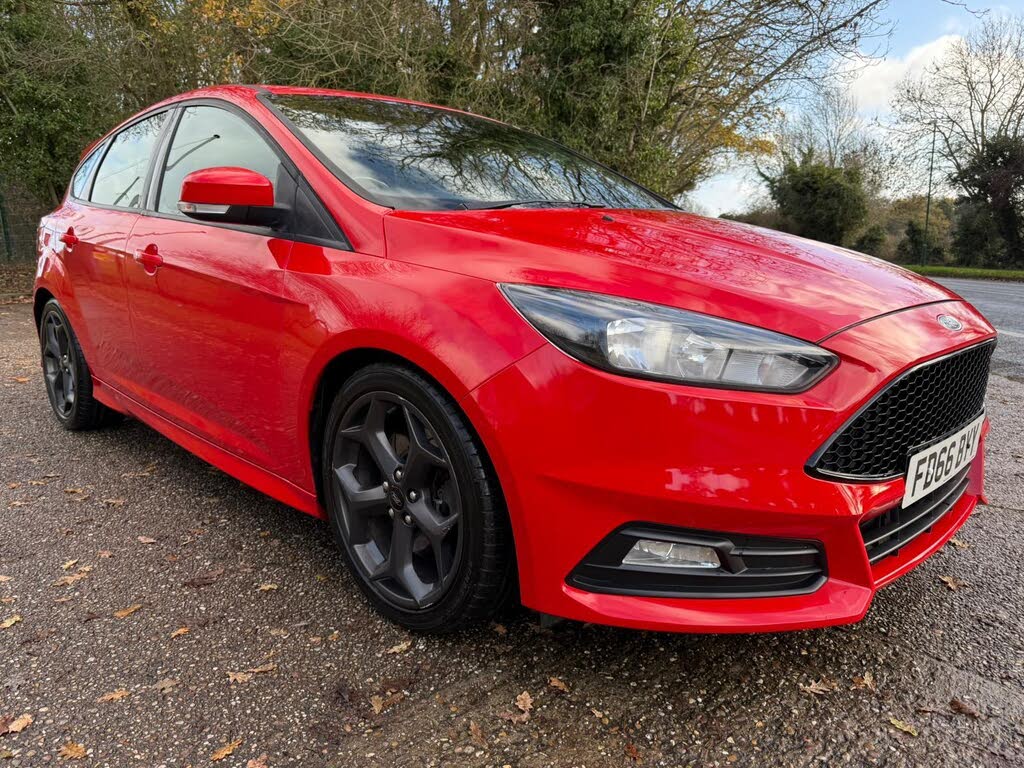 2016 Ford Focus 2.0TDCi ST2 Hatchback Powershift