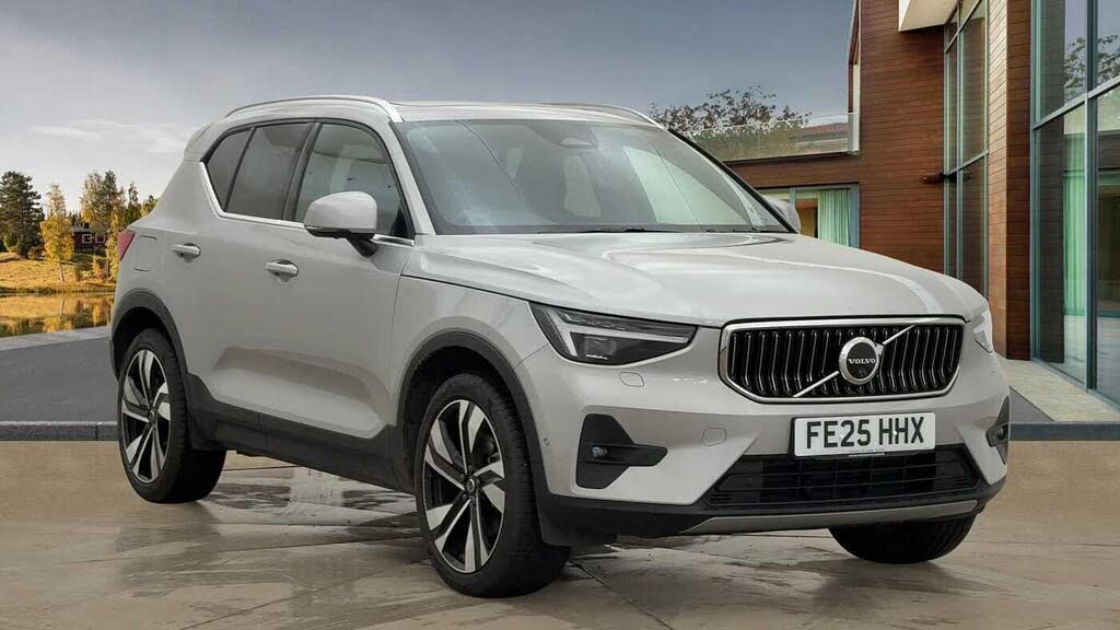 2025 Volvo XC40 2.0 B4 Ultra (Bright