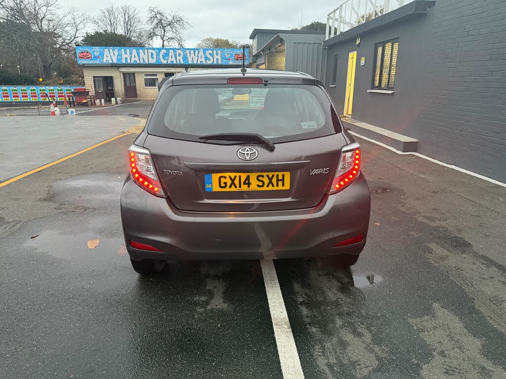 2014 Toyota Yaris 1.0 Icon+ 5d