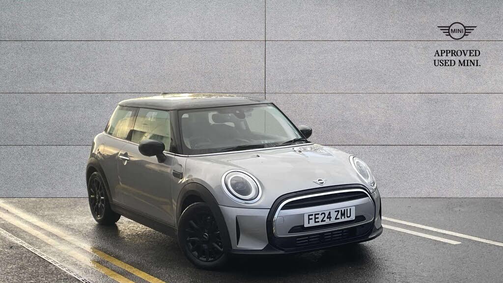 2024 MINI Mini 1.5 Cooper Classic (Premium Auto) Hatchback 3d Auto