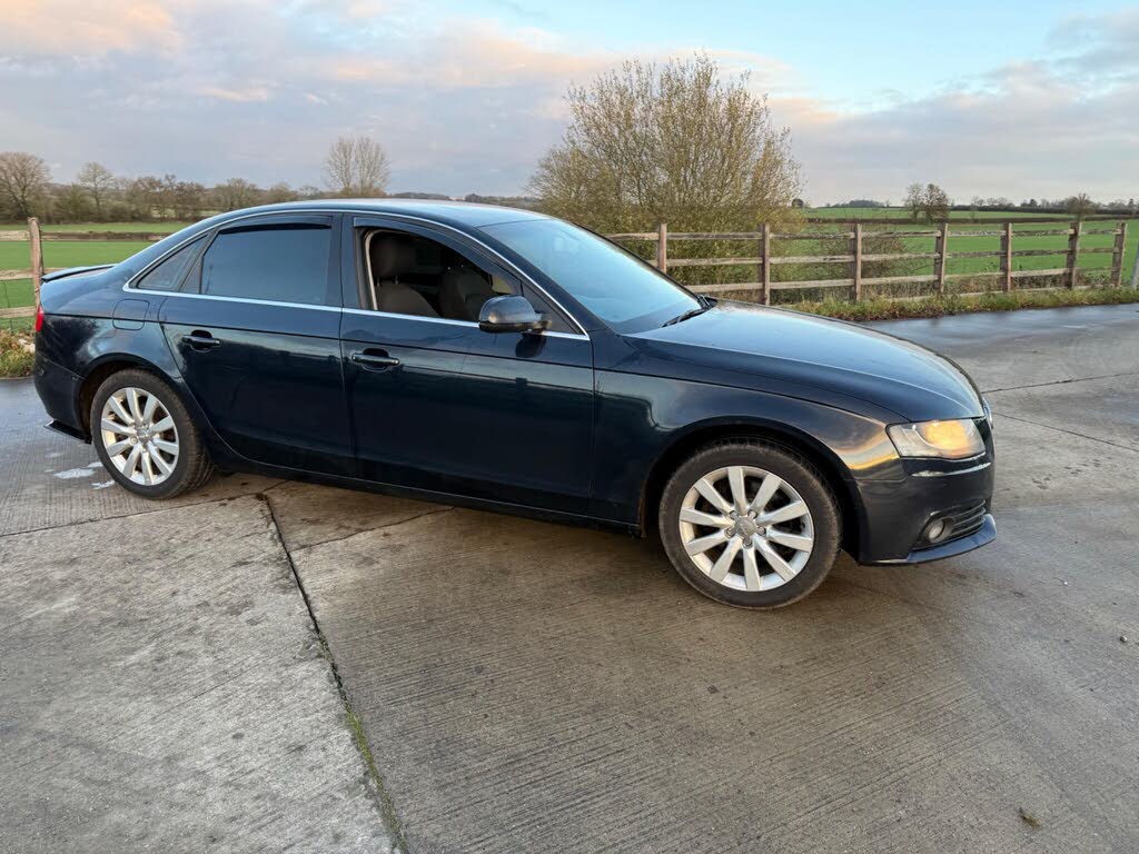 2010 Audi A4 2.0TD SE (143ps) Multitronic