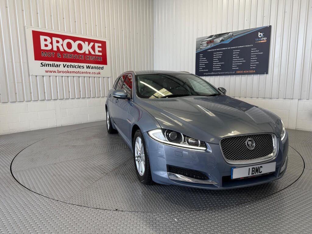 2013 Jaguar XF 2.2TD Luxury (200ps) (s/s) Sportbrake 5d Auto
